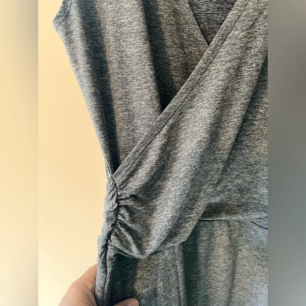 Patagonia women’s seabrook twist dress in grey.